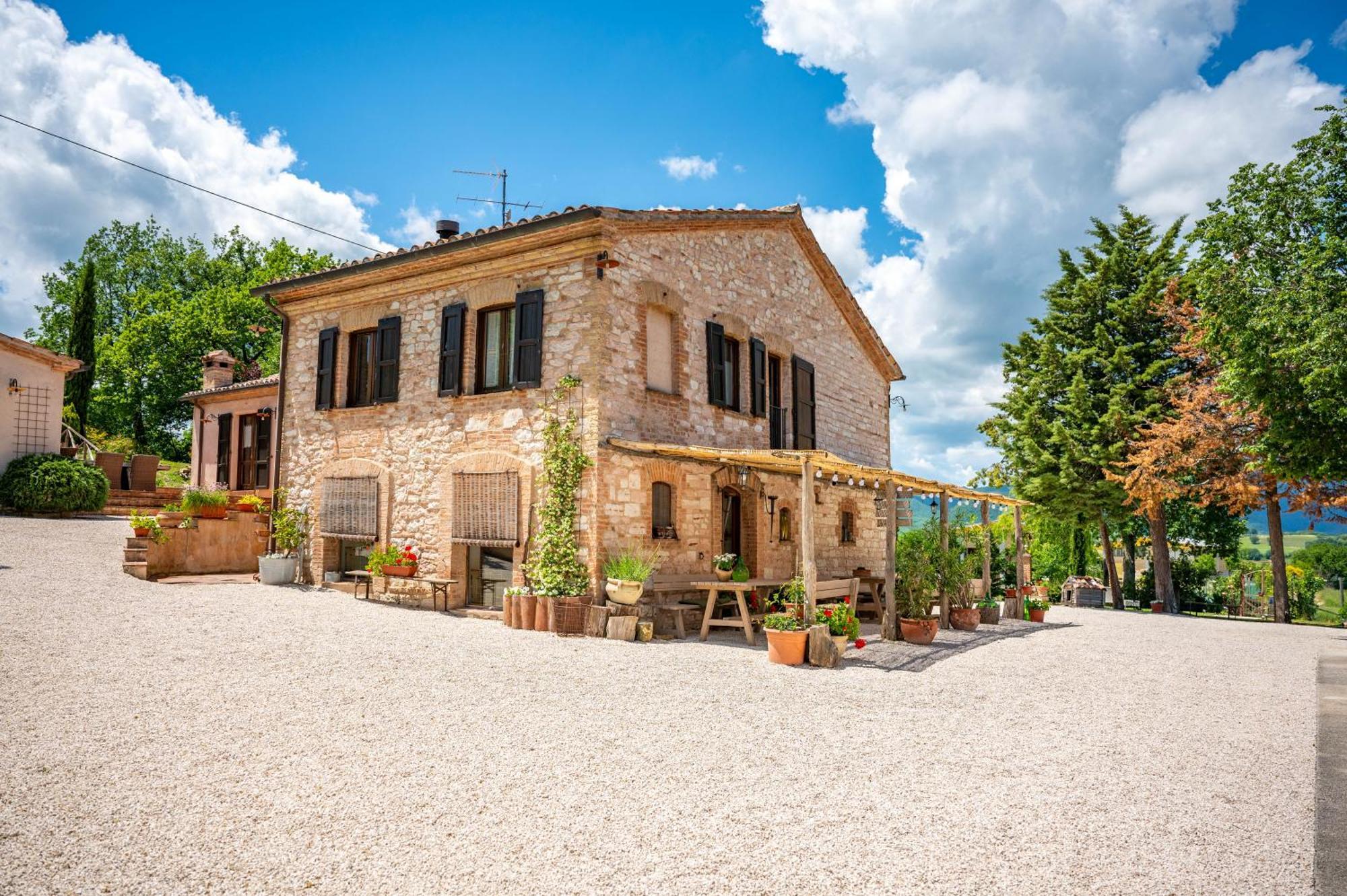 Agriturismo Il Castellaro Sassoferrato Εξωτερικό φωτογραφία