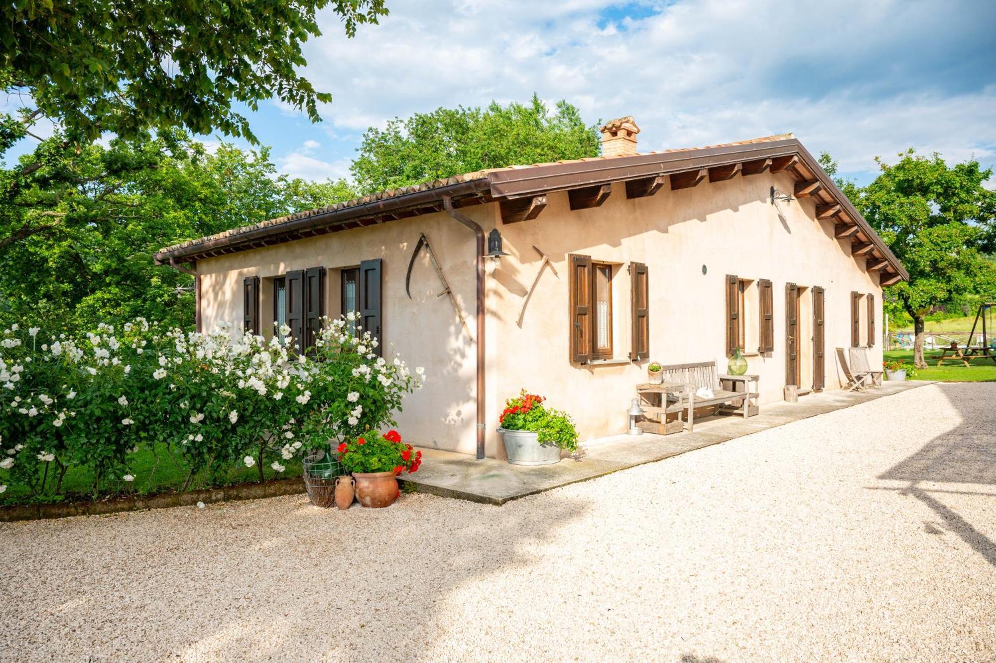 Agriturismo Il Castellaro Sassoferrato Εξωτερικό φωτογραφία